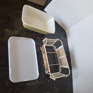 Farmhouse Cookwear 3 pc by Temptations ovenware dish, carrier, Lid chicken